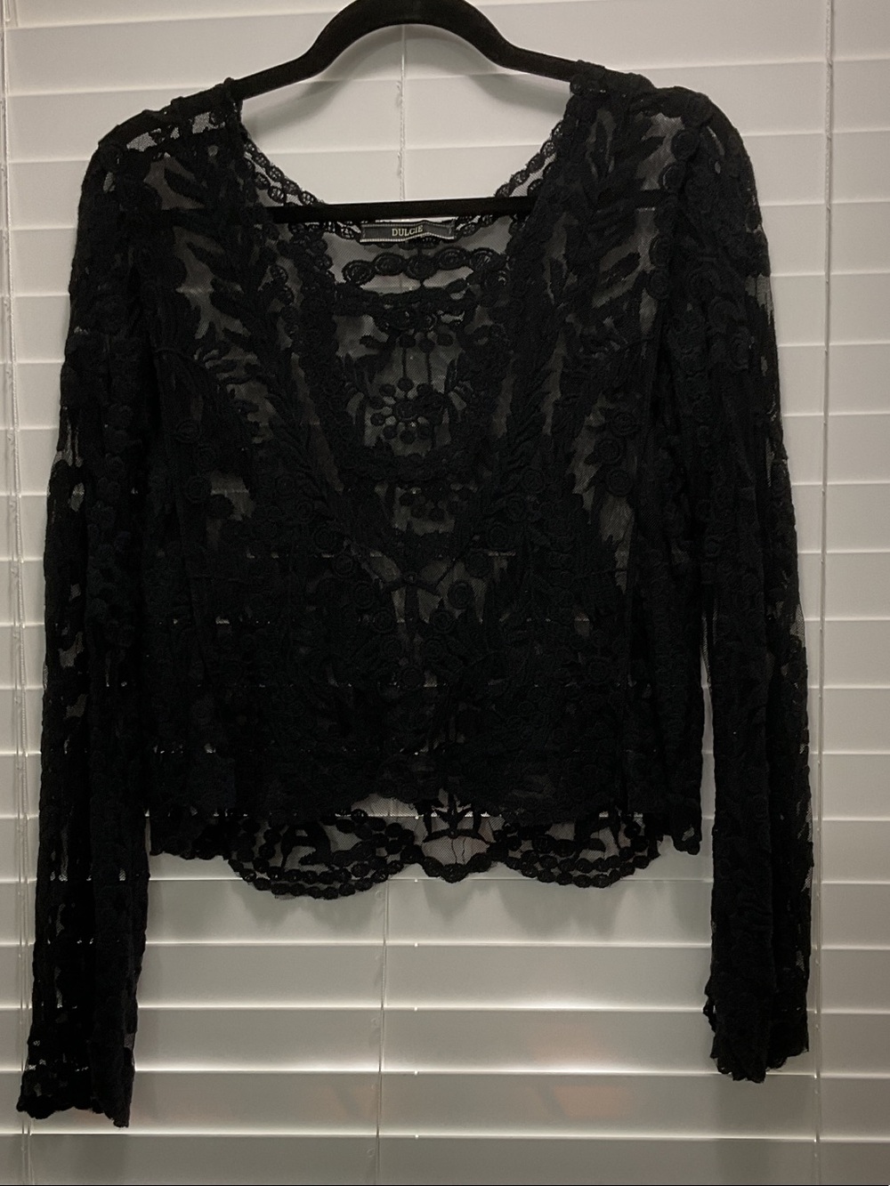 Women's Black Lace Long-Sleeve Crochet Top - DULCIE